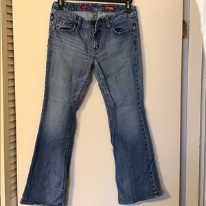 Express Mia boot leg jeans size 8S- super comfy!